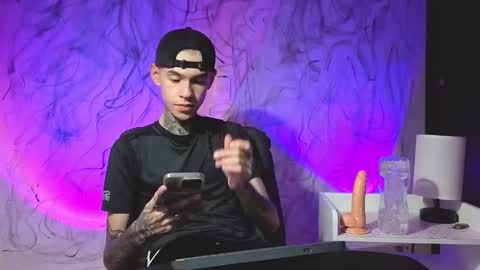 Snapshot of arteemiis chatting on October 2025 11:03:02 PM online show from October 2025 11:03:02 PM