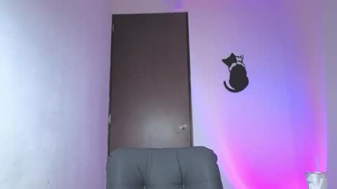 Snapshot of arteemiis chatting on October 2025 02:30:02 AM online show from October 2025 02:30:02 AM