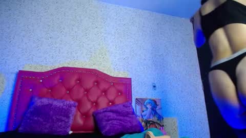 Snapshot of artemisa_bow chatting on March 2026 11:26:01 AM Artemisa online show from March 2026 11:26:01 AM