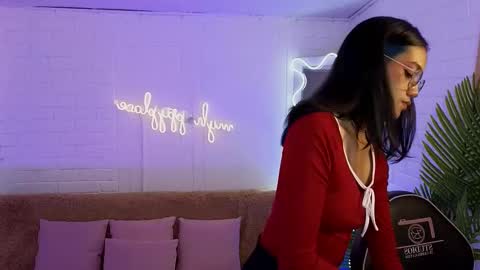 artemiss_tay online show from September 2025 07:14:02 PM