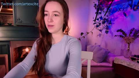 Snapshot of artexcite_ chatting on March 2025 03:02:02 AM Lina online show from March 2025 03:02:02 AM