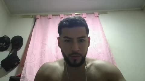 arthur1718 online show from November 2025 02:33:01 AM