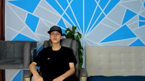 arthurcox_ online show from October 2025 05:33:02 PM