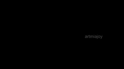Snapshot of artmiajoy chatting on February 2025 12:11:02 PM MIA OF artmiajoy online show from February 2025 12:11:02 PM