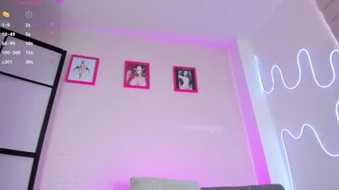 Snapshot of artmiajoy chatting on March 2026 03:38:01 PM MIA OF artmiajoy online show from March 2026 03:38:01 PM