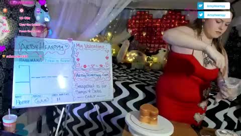 Snapshot of artsyheartsyy chatting on February 2025 03:20:01 AM ArtsyHeartsyy online show from February 2025 03:20:01 AM