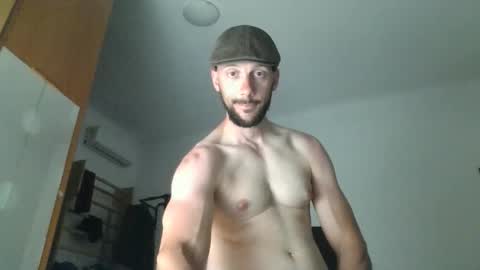 Snapshot of artur833 chatting on April 2026 08:45:02 PM artur833 online show from April 2026 08:45:02 PM