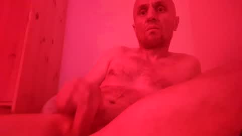 Snapshot of arturleczna chatting on January 2025 03:22:01 AM relaxxxxxx online show from January 2025 03:22:01 AM