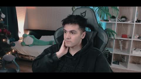 Snapshot of arturmelrose chatting on December 2024 11:07:02 AM Artur Cumalot online show from December 2024 11:07:02 AM