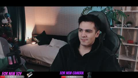 Snapshot of arturmelrose chatting on December 2024 05:07:02 PM Artur Cumalot online show from December 2024 05:07:02 PM