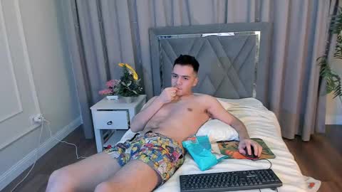 Snapshot of arturmelrose chatting on February 2025 02:46:01 PM Artur Cumalot online show from February 2025 02:46:01 PM