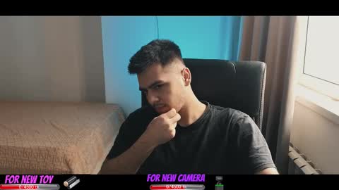 Snapshot of arturmelrose chatting on February 2025 06:32:02 AM Artur Cumalot online show from February 2025 06:32:02 AM