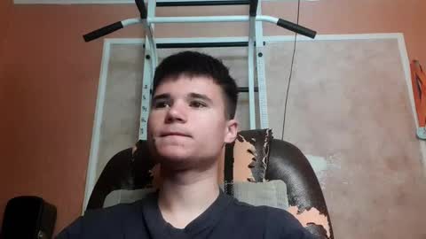 Snapshot of arvyn_ chatting on April 2026 07:36:01 AM Denis online show from April 2026 07:36:01 AM
