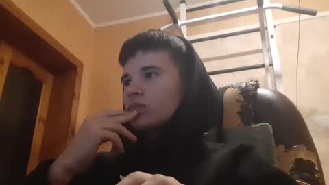 Snapshot of arvyn_ chatting on April 2026 04:28:02 PM Denis online show from April 2026 04:28:02 PM