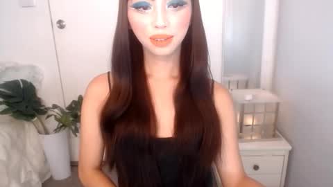 Ariella online show from April 2026 10:07:02 PM