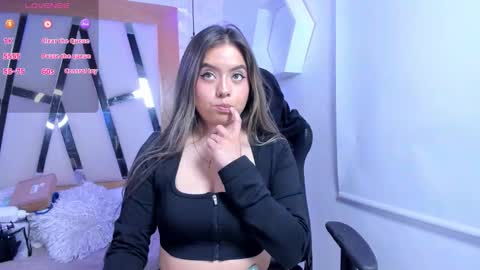 Ary Cooper online show from September 2025 01:00:02 PM