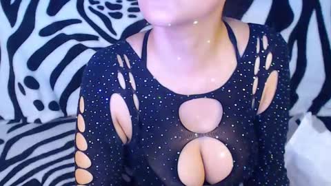 Snapshot of ary_z chatting on February 2026 10:06:02 PM Ary online show from February 2026 10:06:02 PM