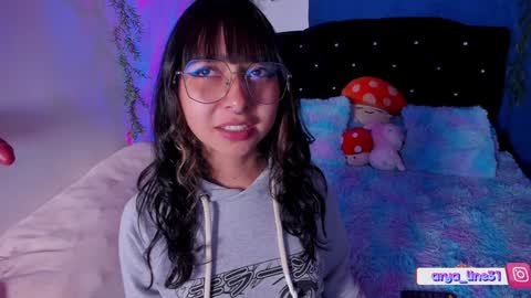 Snapshot of arya_line chatting on February 2025 07:05:01 AM Arys online show from February 2025 07:05:01 AM
