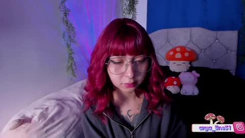 Snapshot of arya_line chatting on March 2025 01:32:02 AM Arys online show from March 2025 01:32:02 AM