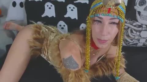 Arya online show from November 2025 03:52:02 AM