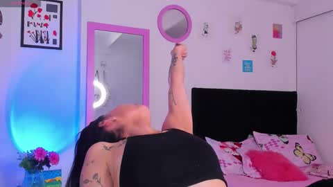 Snapshot of aryane_art_ chatting on February 2026 12:05:02 AM carol online show from February 2026 12:05:02 AM