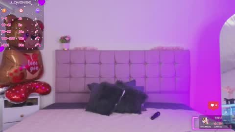 arycooper_ online show from March 2026 12:01:02 PM