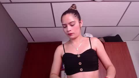 ximena online show from September 2025 08:34:01 PM