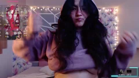 Snapshot of asaray_t chatting on November 2025 05:56:01 PM Saray online show from November 2025 05:56:01 PM