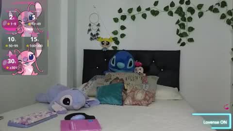 Snapshot of asenaesmee chatting on October 2025 07:03:01 PM Asena online show from October 2025 07:03:01 PM