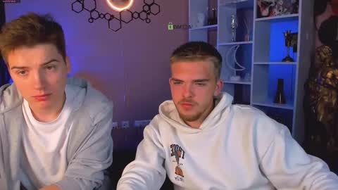 Snapshot of ash_raven_ chatting on September 2025 07:37:02 PM ash_raven_ online show from September 2025 07:37:02 PM