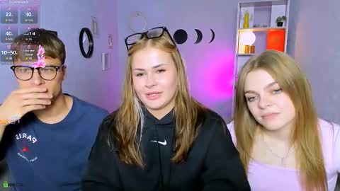 Snapshot of ash_raven_ chatting on September 2025 07:58:02 PM ash_raven_ online show from September 2025 07:58:02 PM