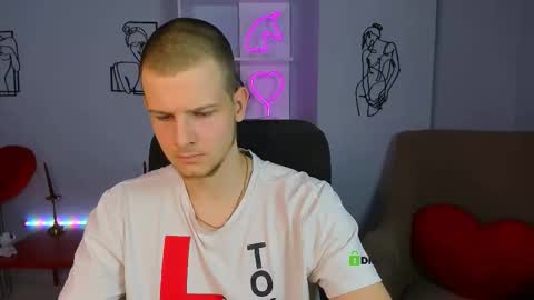 Snapshot of ash_raven_ chatting on September 2025 12:40:01 PM ash_raven_ online show from September 2025 12:40:01 PM