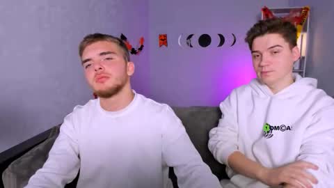 Snapshot of ash_raven_ chatting on October 2025 07:19:02 PM ash_raven_ online show from October 2025 07:19:02 PM