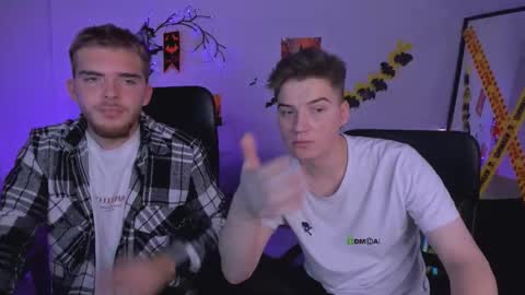 Snapshot of ash_raven_ chatting on November 2025 08:11:02 PM ash_raven_ online show from November 2025 08:11:02 PM