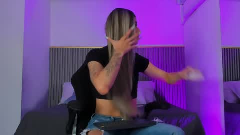ash_valentine online show from May 2026 08:14:01 PM
