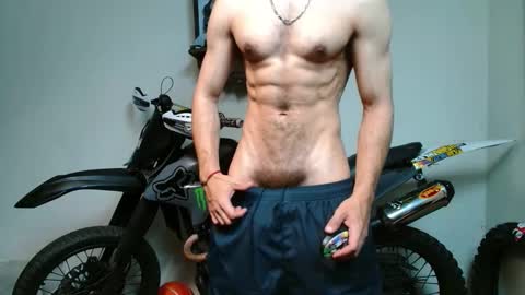 ash_wingrant online show from October 2025 08:59:01 PM