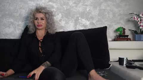 Asha online show from November 2025 09:31:01 AM