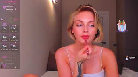 Snapshot of ashbunny_ chatting on December 2024 11:17:01 PM your pretty Ashley online show from December 2024 11:17:01 PM