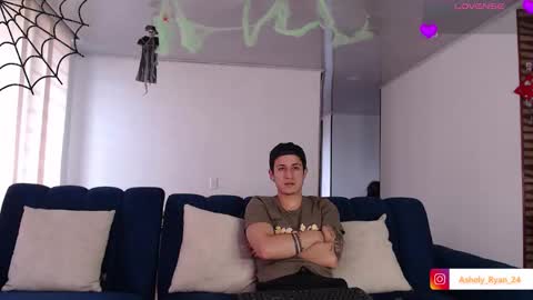 Ashley And Ryan  online show from October 2025 07:25:02 PM