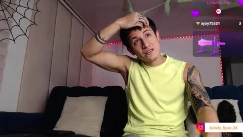 Snapshot of ashely_ryan24 chatting on October 2025 11:05:01 PM Ashley And Ryan online show from October 2025 11:05:01 PM
