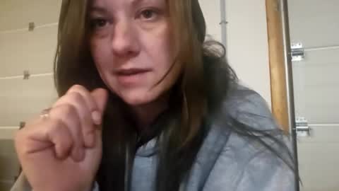 Snapshot of ashelynngrey1986 chatting on January 2025 08:08:02 AM Ashelynn Grey online show from January 2025 08:08:02 AM