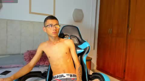   Asher  online show from January 2026 01:48:02 PM