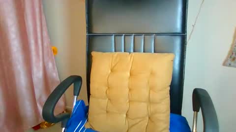 Snapshot of ashi_indian chatting on March 2026 07:57:01 AM ashi_indian online show from March 2026 07:57:01 AM