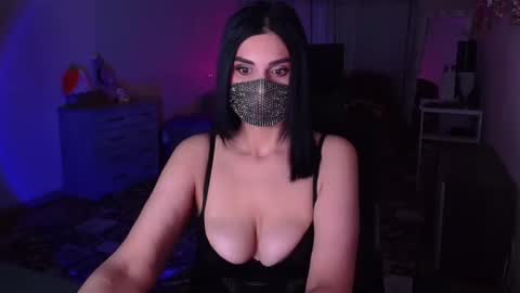 Snapshot of ashley__cooper__ chatting on December 2024 07:17:01 AM Yasmina online show from December 2024 07:17:01 AM