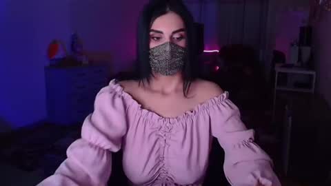 Snapshot of ashley__cooper__ chatting on December 2024 07:18:01 AM Yasmina online show from December 2024 07:18:01 AM