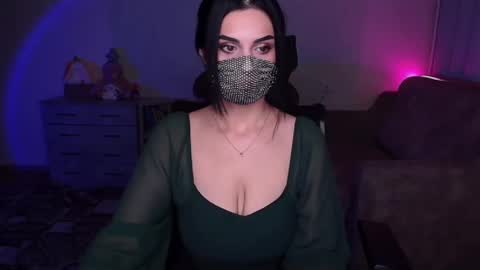 Snapshot of ashley__cooper__ chatting on December 2024 04:16:02 AM Yasmina online show from December 2024 04:16:02 AM