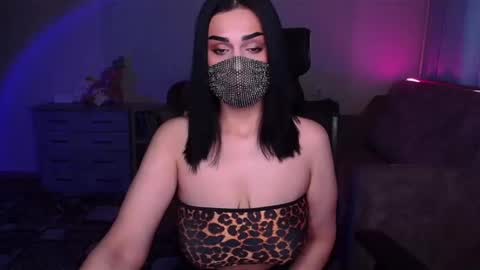 Snapshot of ashley__cooper__ chatting on January 2025 03:26:02 AM Yasmina online show from January 2025 03:26:02 AM