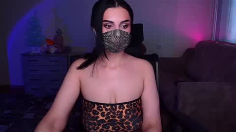 Snapshot of ashley__cooper__ chatting on January 2025 03:27:02 AM Yasmina online show from January 2025 03:27:02 AM