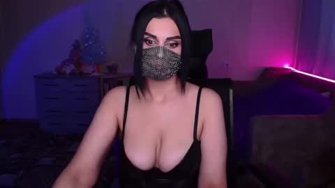 Snapshot of ashley__cooper__ chatting on January 2025 06:20:02 AM Yasmina online show from January 2025 06:20:02 AM
