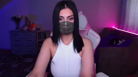 Snapshot of ashley__cooper__ chatting on February 2025 04:31:01 AM Yasmina online show from February 2025 04:31:01 AM
